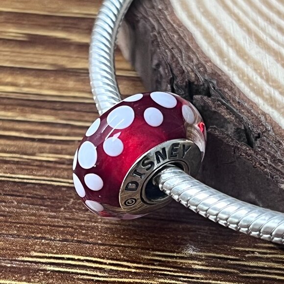 Pandora Charm Minnie's Signature Look Murano Glass Charm - Picture 2 of 4